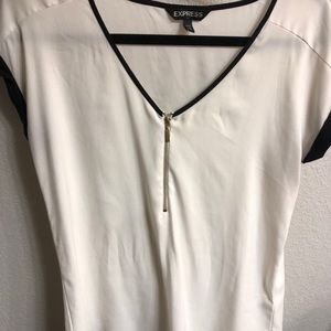 Short sleeve blouse